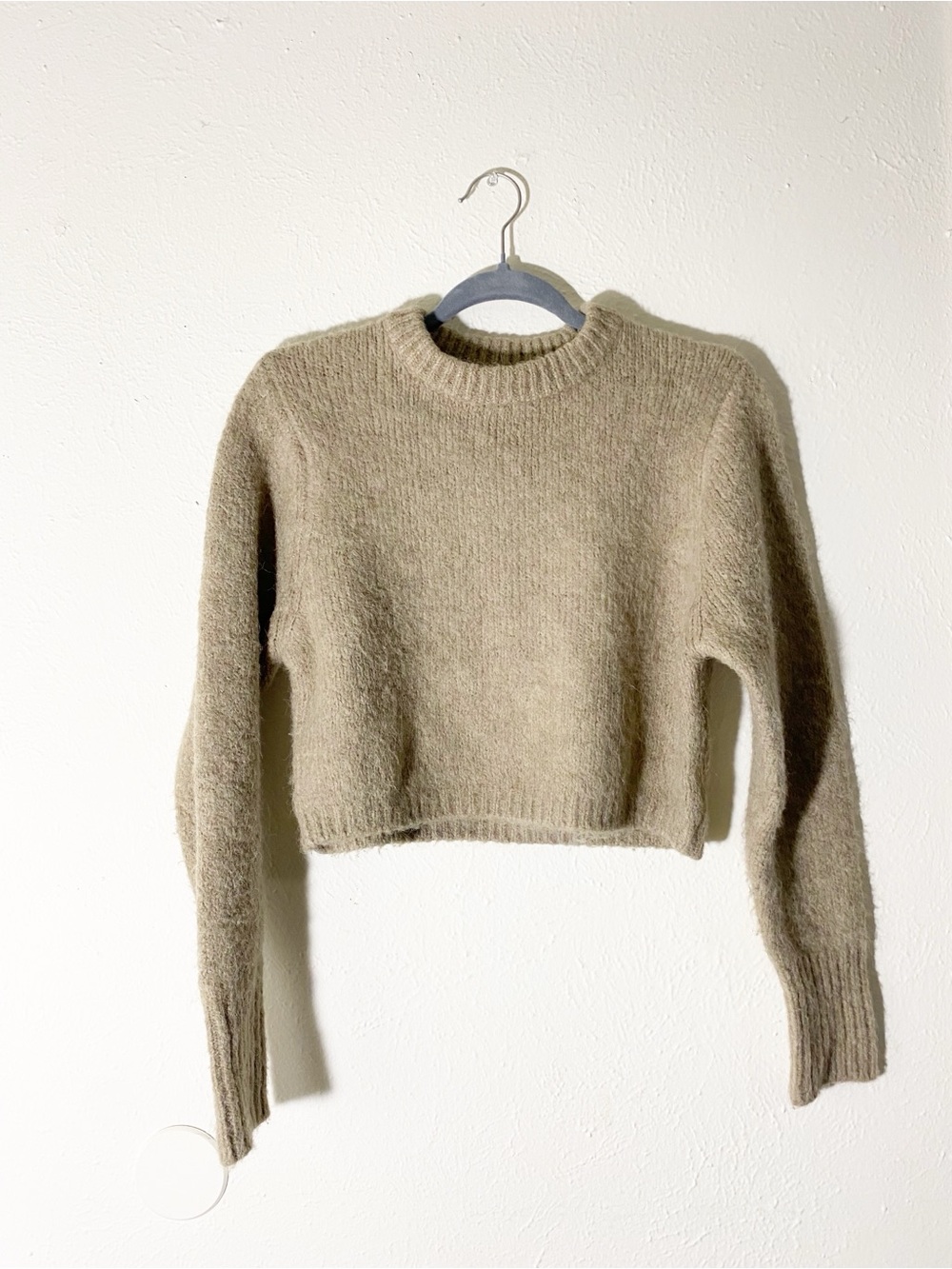 ZARA Beige Solid Knit Long Sleeve Crew Neck Cropped Pullover Sweater S
